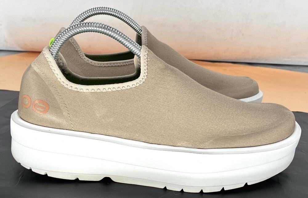 OOFOS OOmg Sport Low Recovery Shoes Womens 10 EU 41 Sand Beige Slip On Comfort